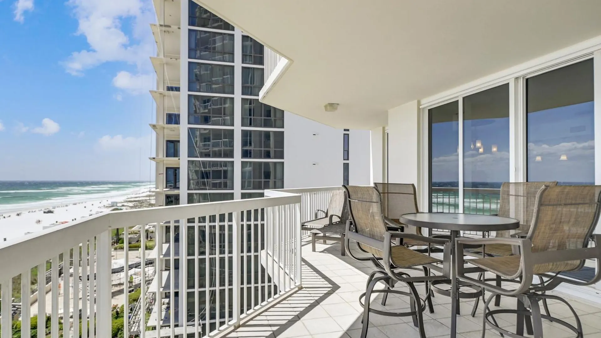Silver Beach 506W- By Holiday Isle Properties Destin Apartment