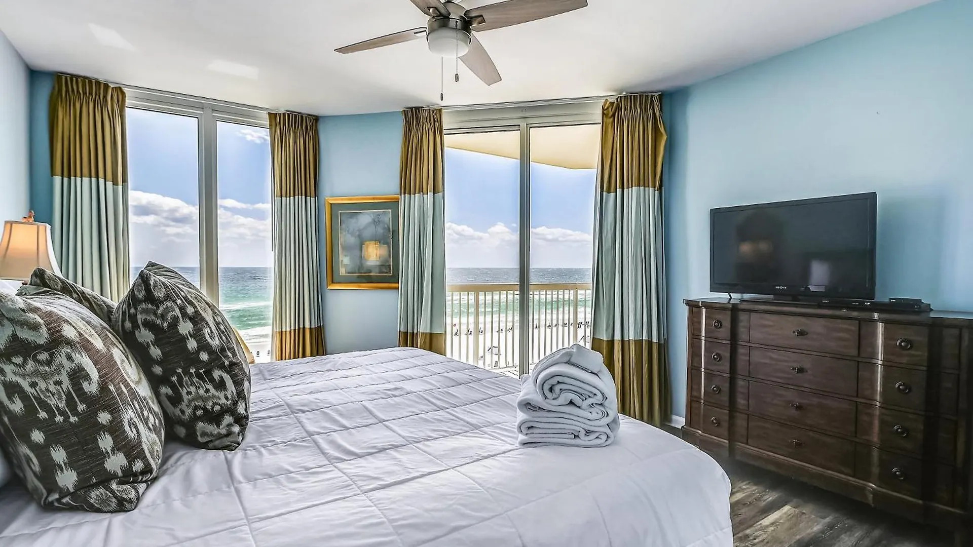 Apartment Silver Beach 506W- By Holiday Isle Properties Destin